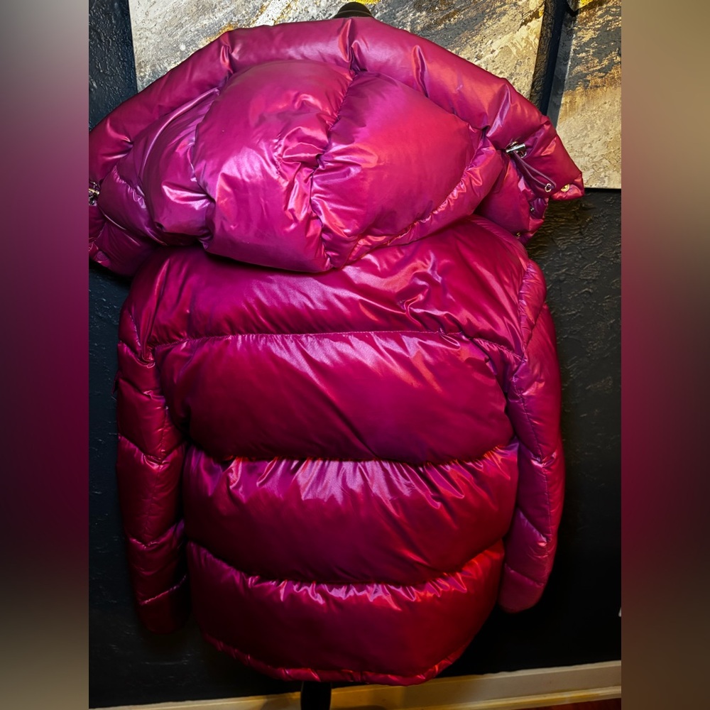 - Moncler coat - Picture 9 of 9